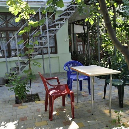 Dacha V Arkadii Hotel Odessa Exterior foto