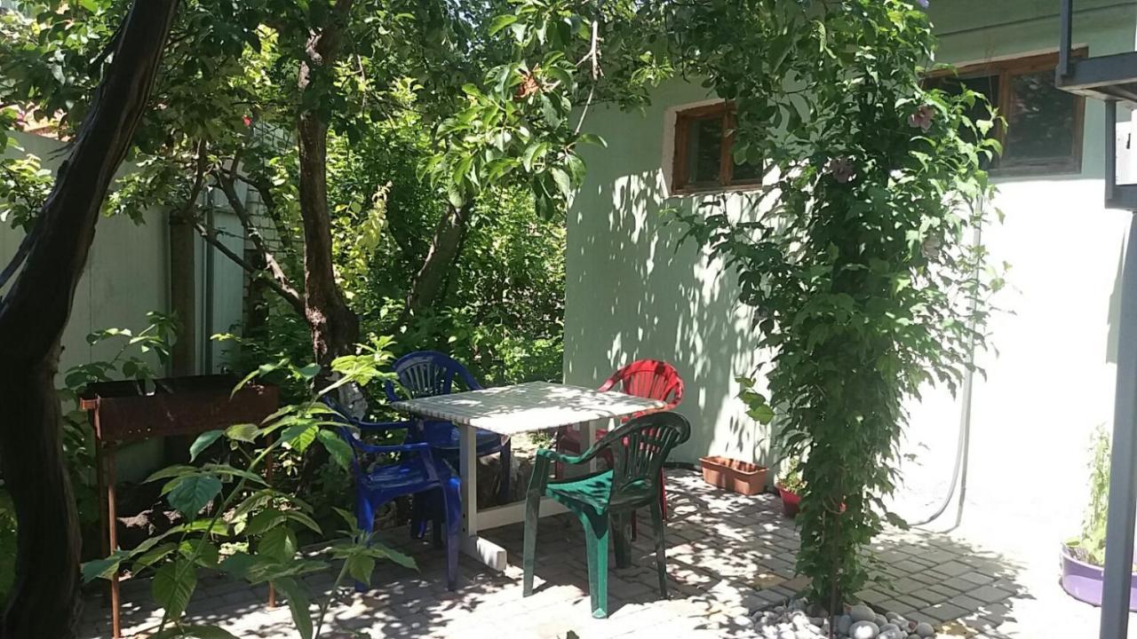 Dacha V Arkadii Hotel Odessa Exterior foto