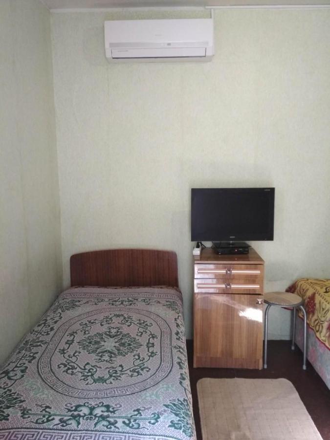 Dacha V Arkadii Hotel Odessa Exterior foto